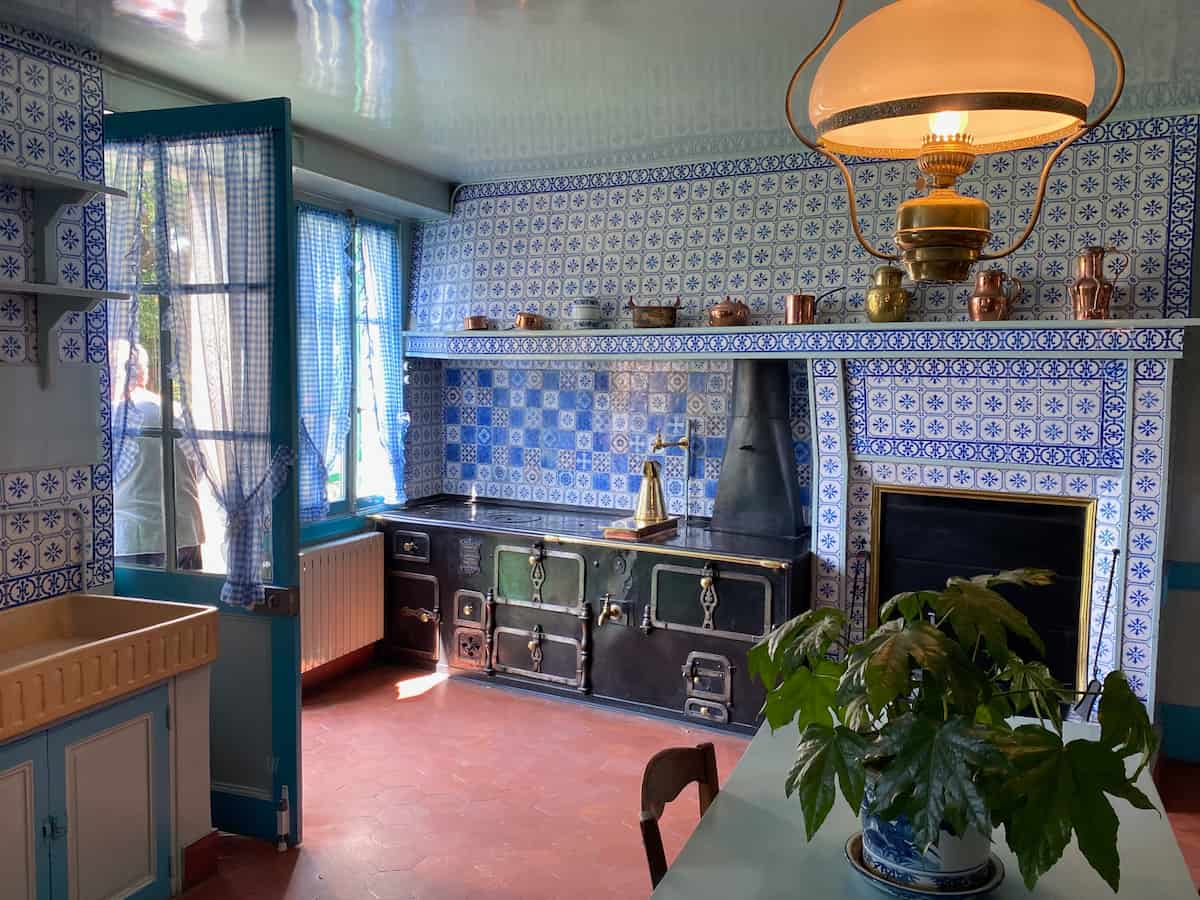 blue tiled historical kitchen in France