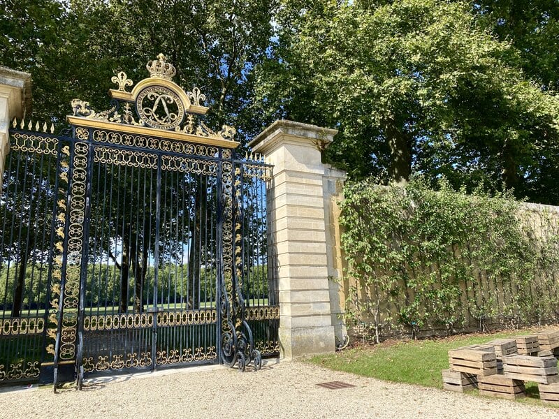 versailles royal gates