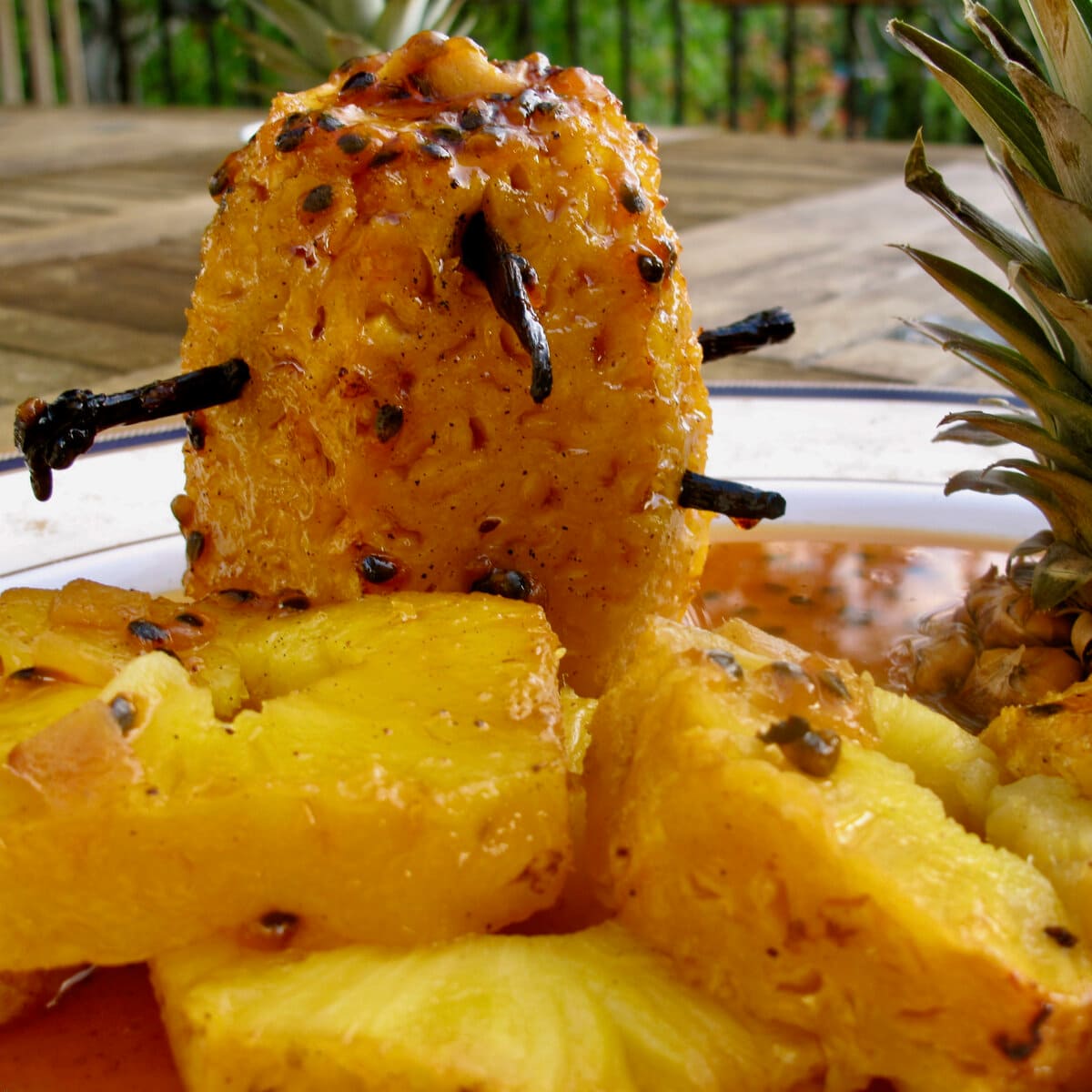 roasted pineapple with vanilla pods