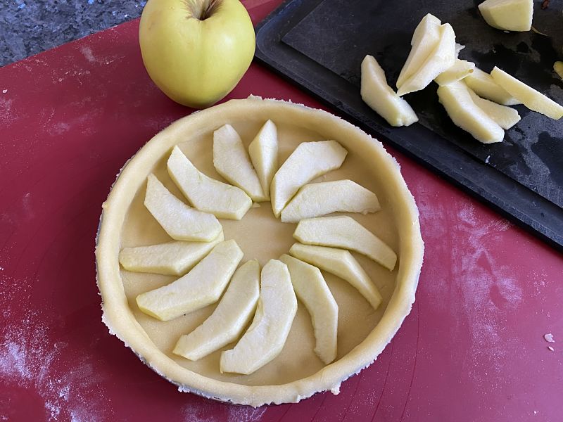How To Make Apple Custard Tart