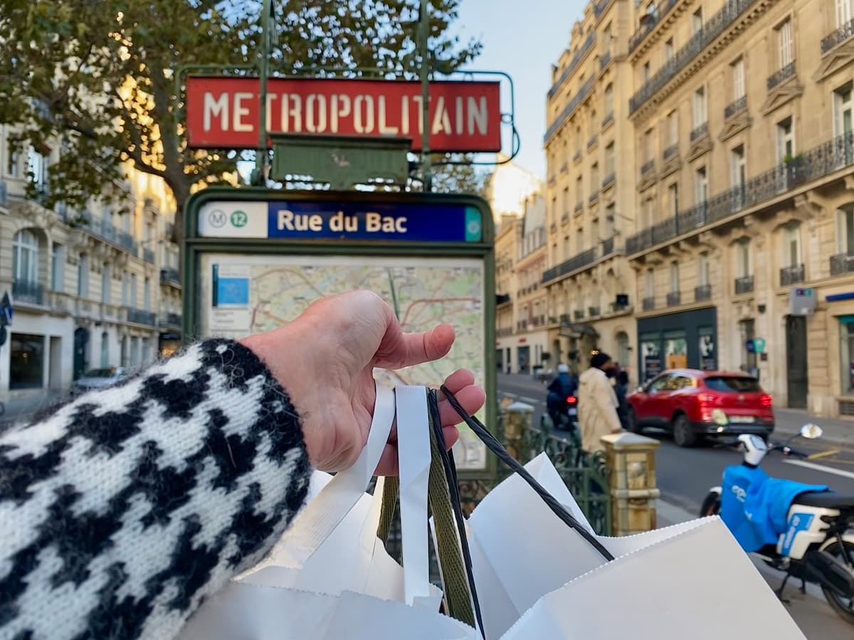 shopping on rue du bac Paris metro
