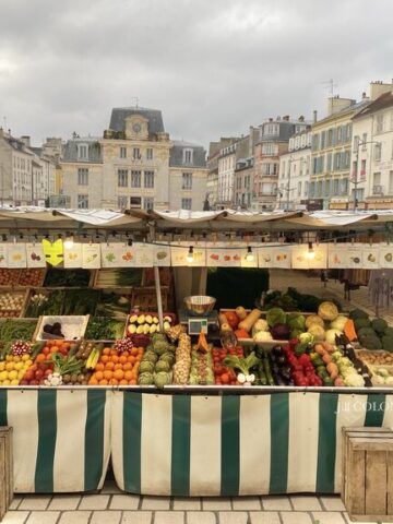french market scene