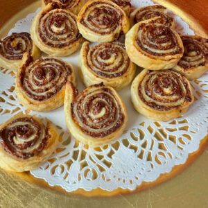 little puff pastry spirals with mincemeat