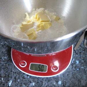 digital kitchen scales for making macarons