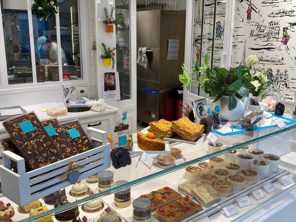 patisserie counter of one of the best bakeries near Eiffel Tower in Paris