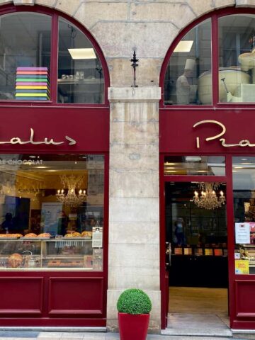 shopfront of pralus bakery of Lyon