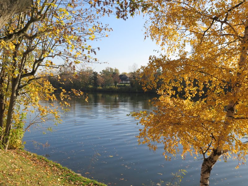 Renoir Tour Chatou Carrieres Sur Seine Walk