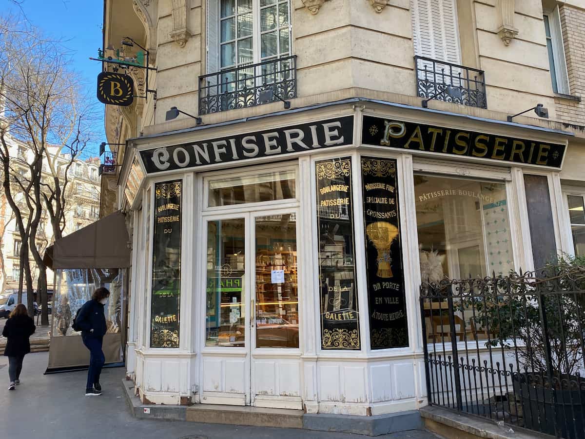 historical Parisian bakery storefront