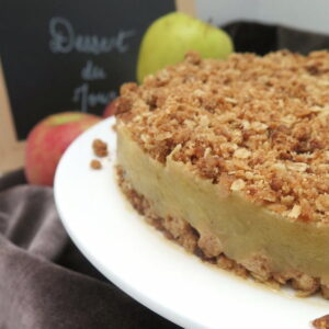 apple compote sandwiched with oat crumble as a cake