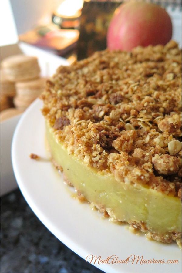 French Apple Crumble Cake