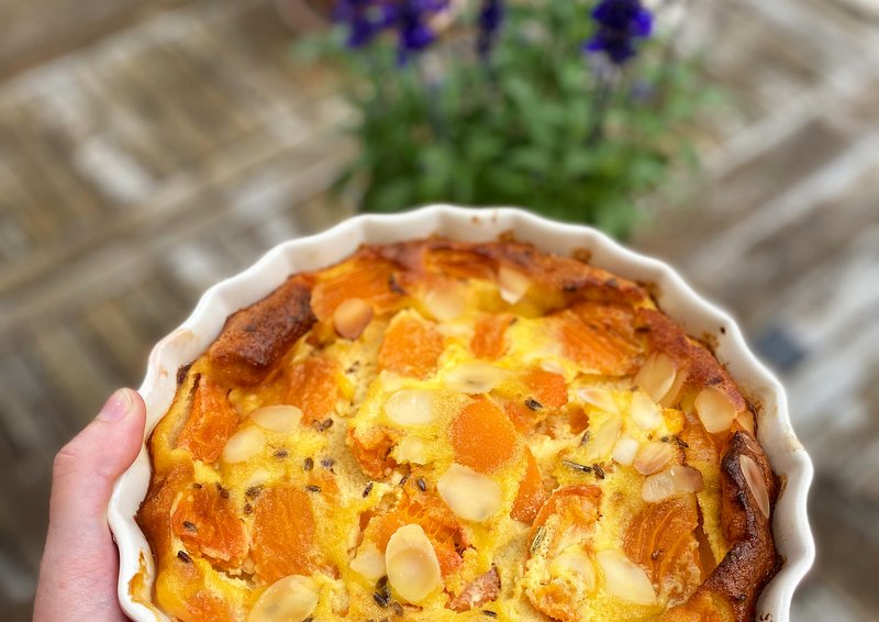 apricot and almond baked custard