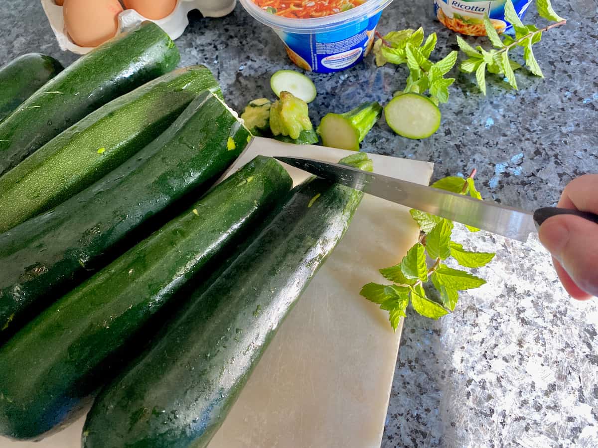 cutting the core end of zucchini