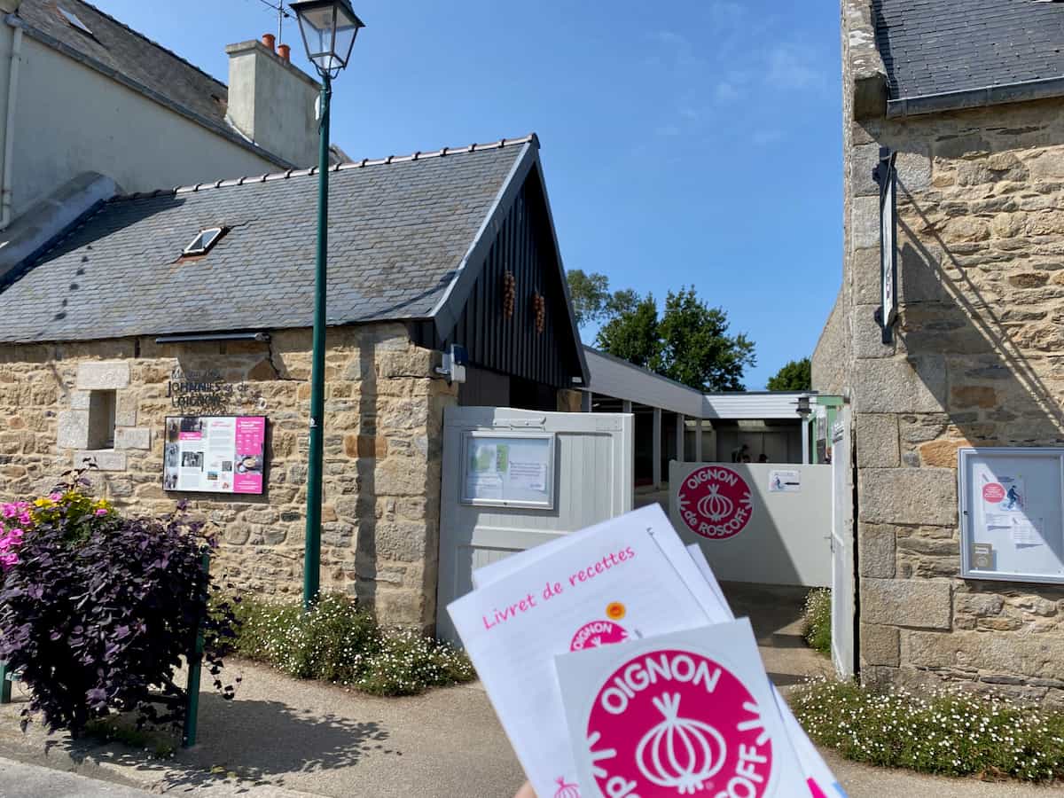 in front of the Onion Museum in Roscoff