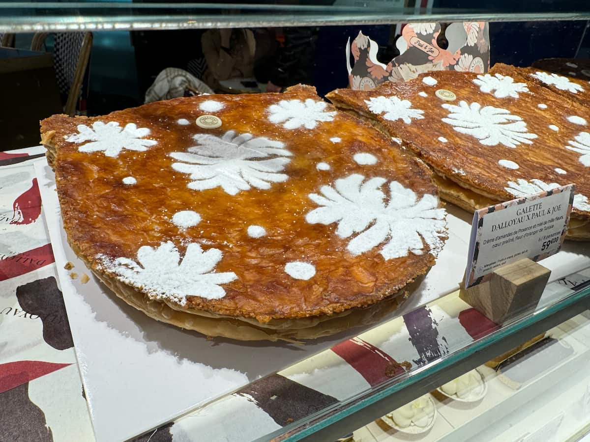 galettes des rois topped with powdered sugar