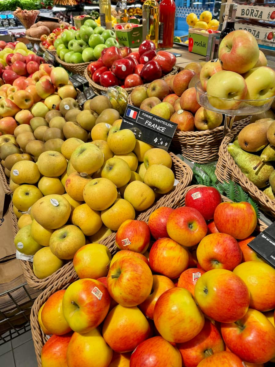 rows of different types of French apples