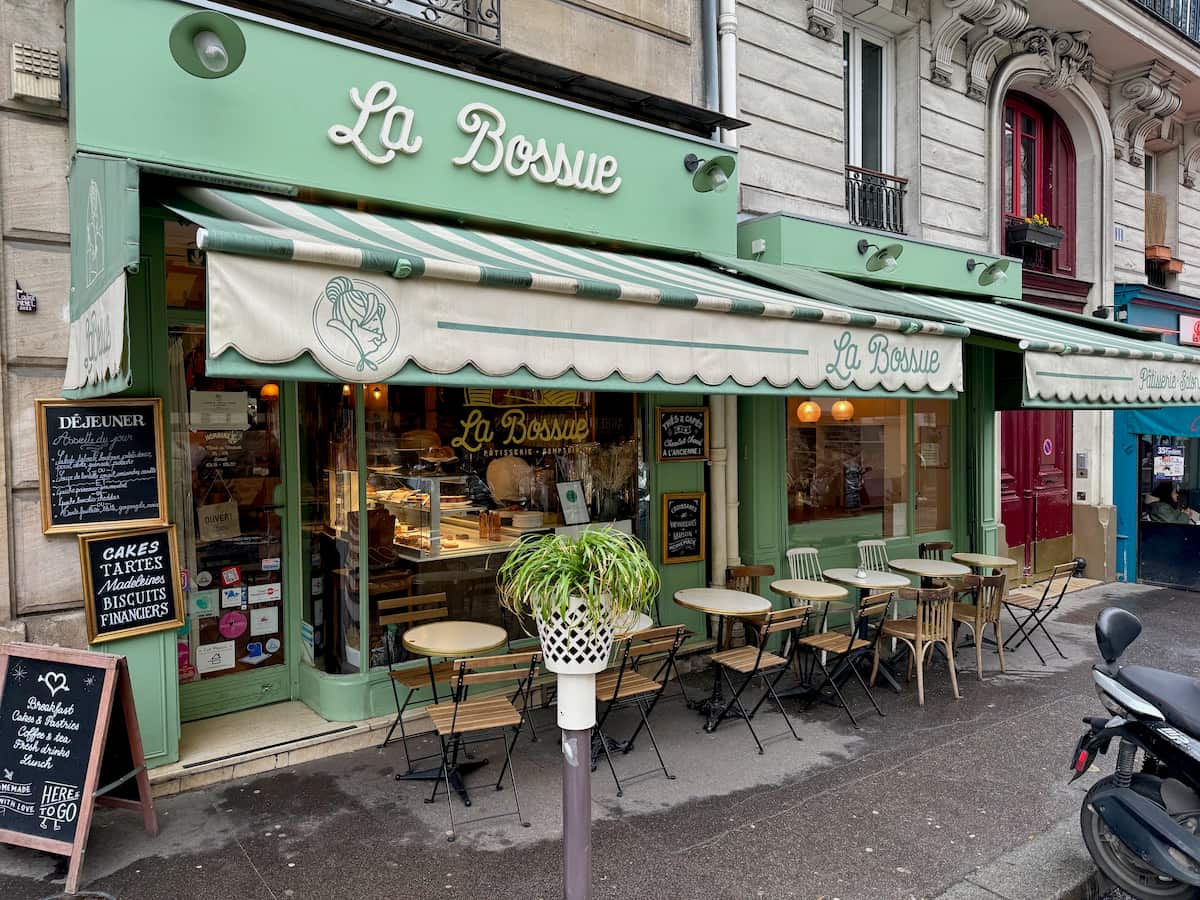 restaurant storefront in Montmartre of a tearoom