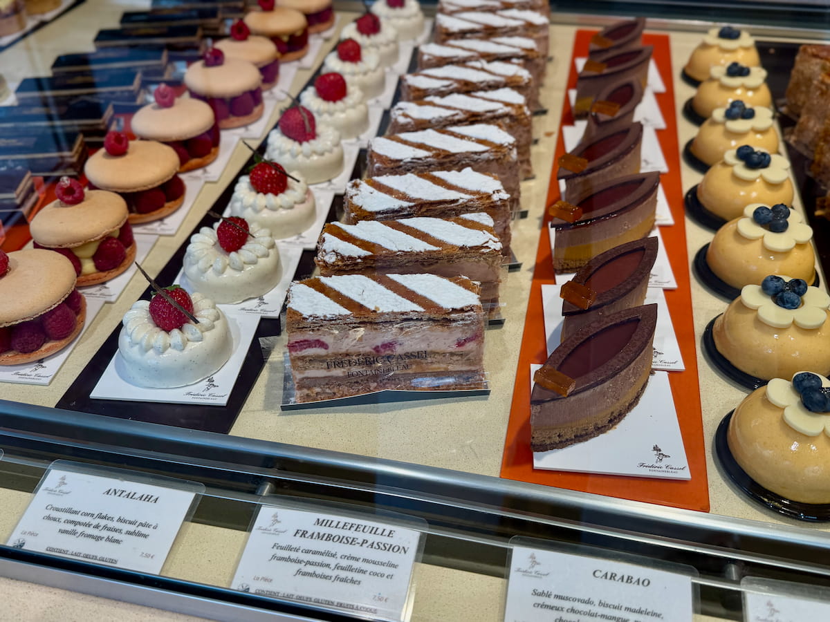 cakes and macarons at Frédéric Cassel in Fontainebleau