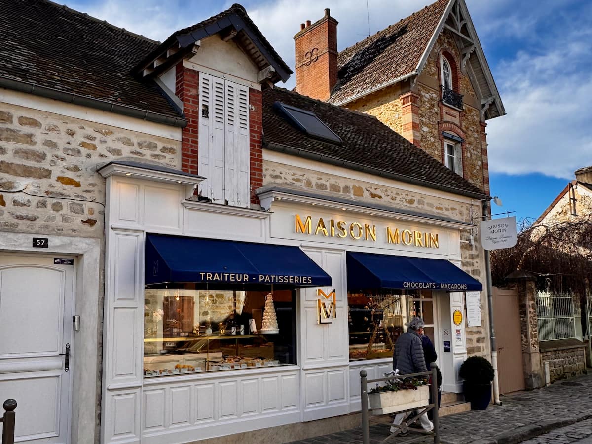 patisserie on the main street of Barbizon village